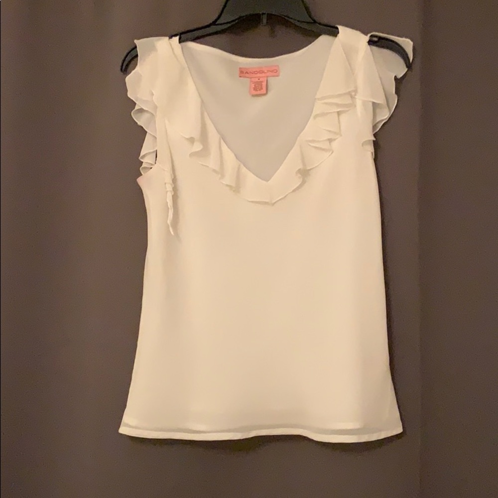 Sweet and flirty sleeveless top